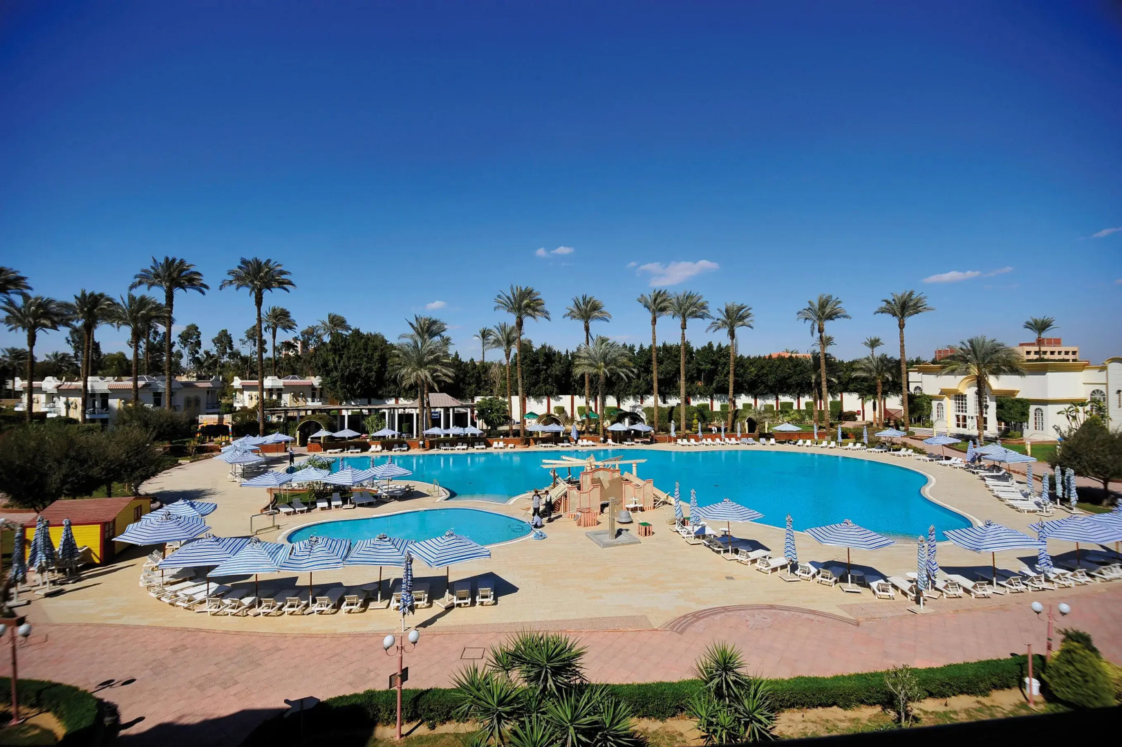 Cataract Pyramids Resort