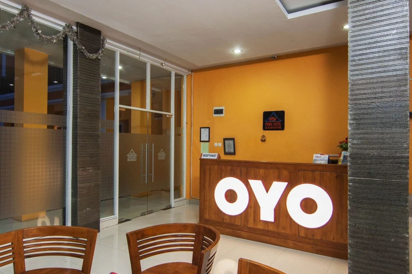 Prima Hotel by OYO Rooms