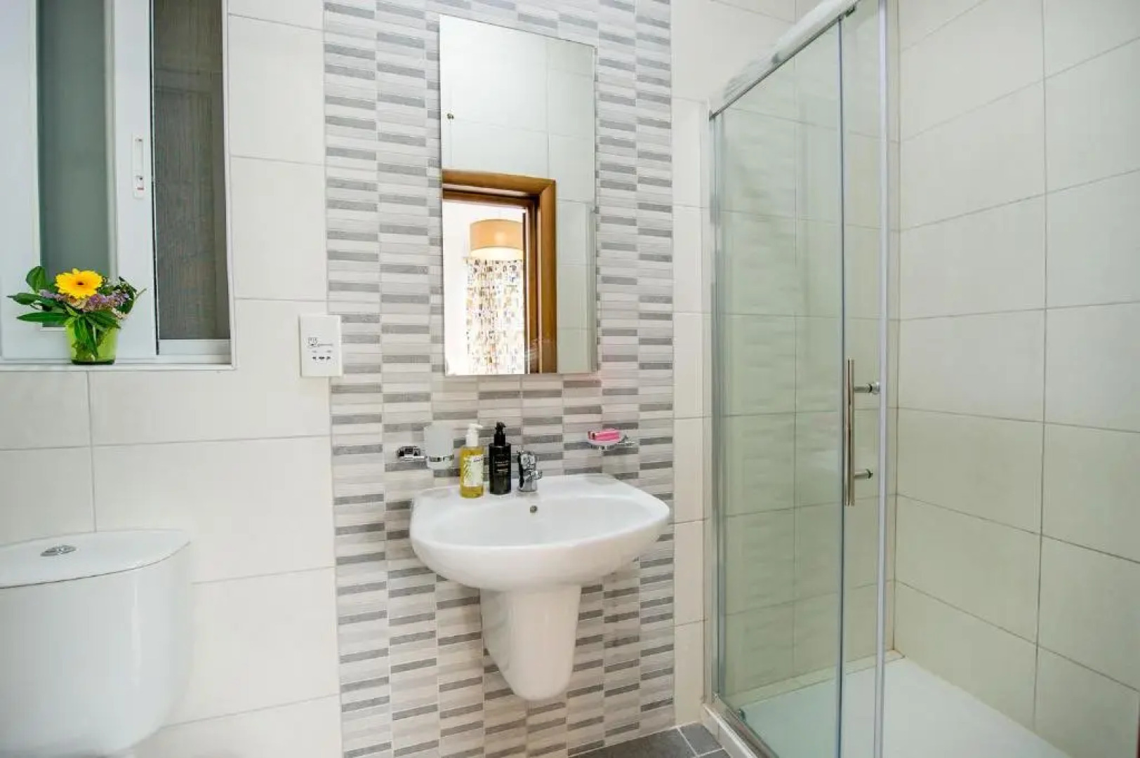 Hillock Residence Apartments