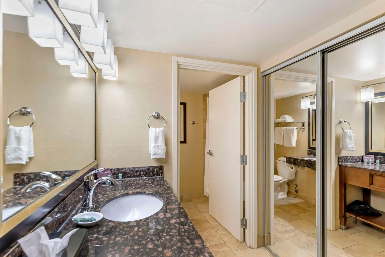 Best Western CottonTree Inn