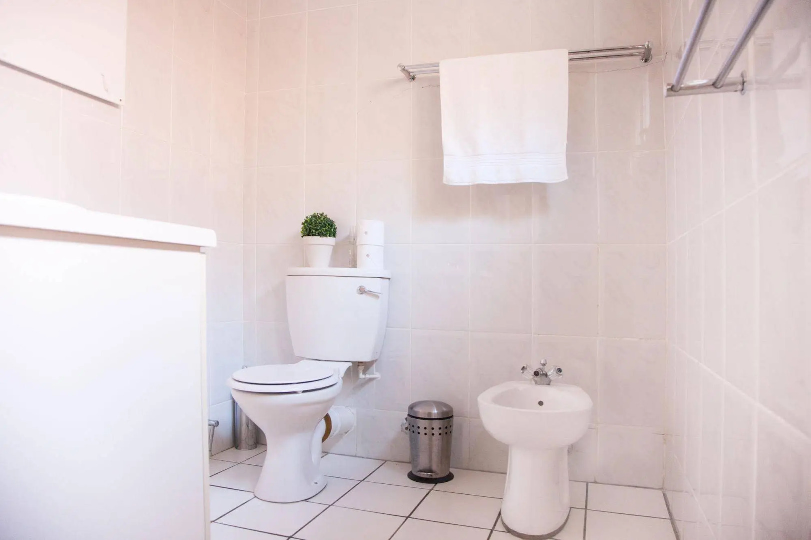 Feather Nest Guest House