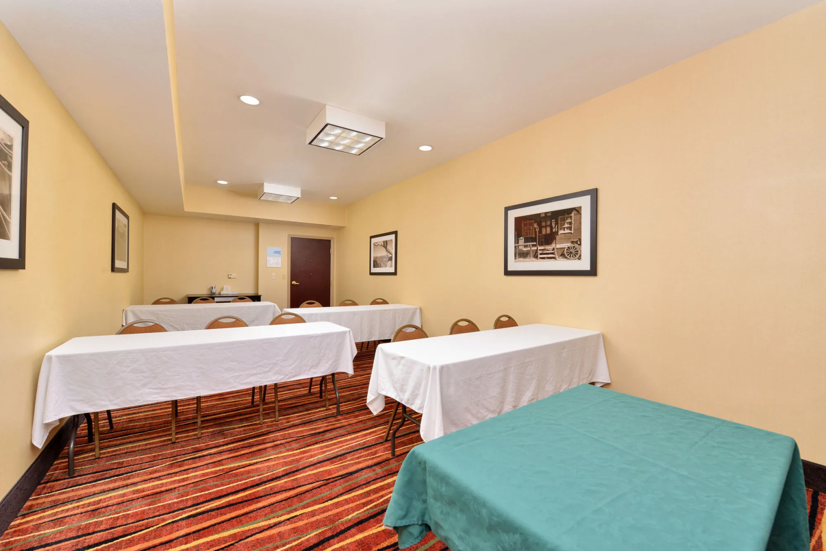 Holiday Inn Express & Suites Austin SW - Sunset Valley by IHG