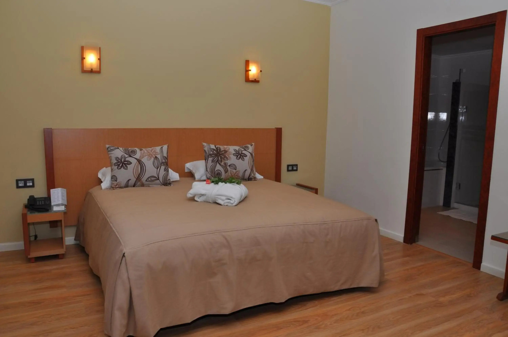 Across Hôtels & Spa Fès