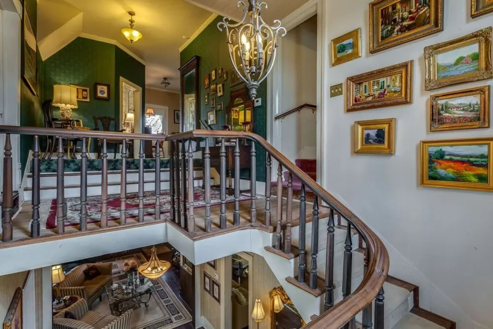 Four Winds Victorian Venue & Suites