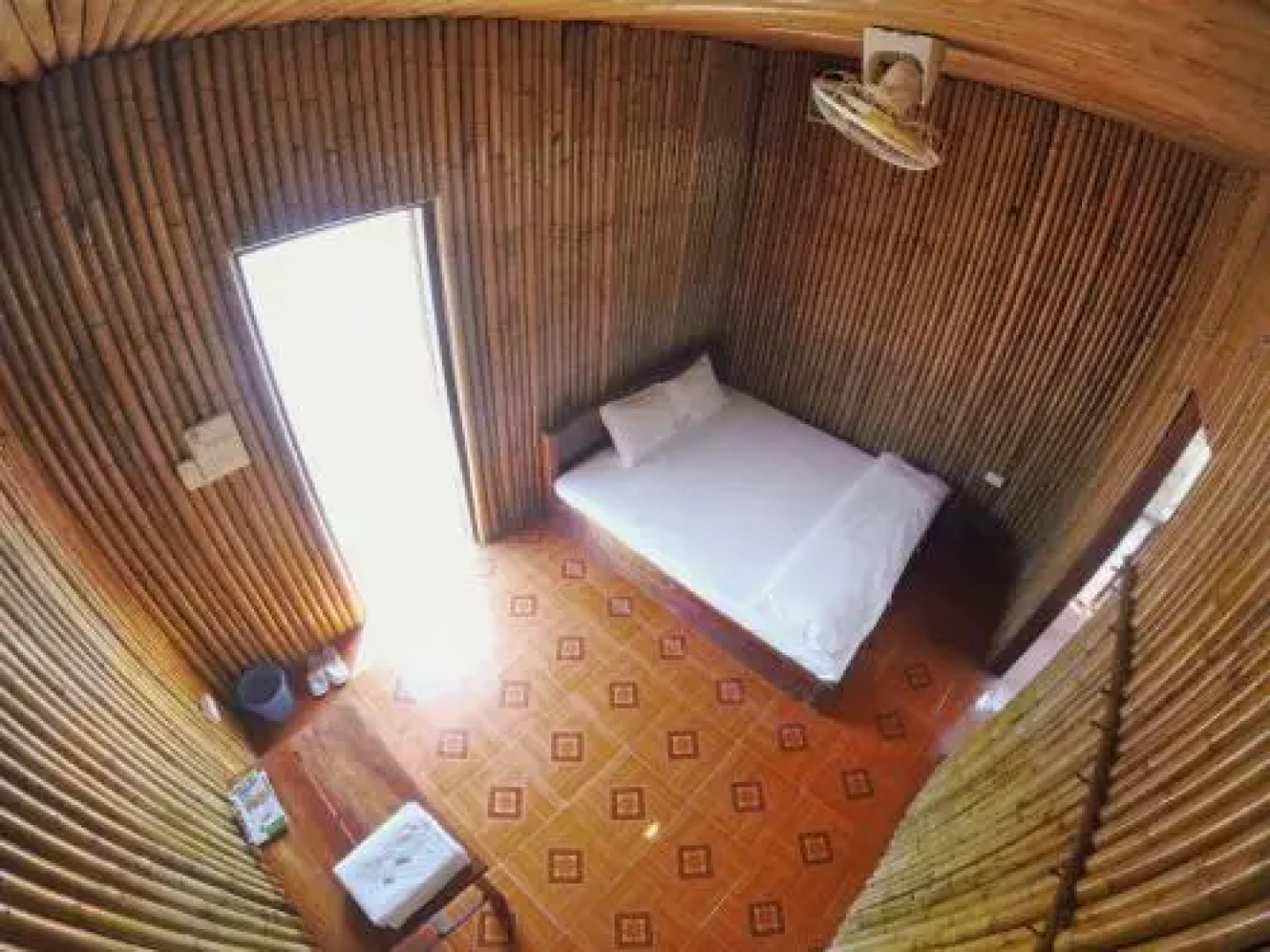 Chomdoy Bungalow & Restaurant