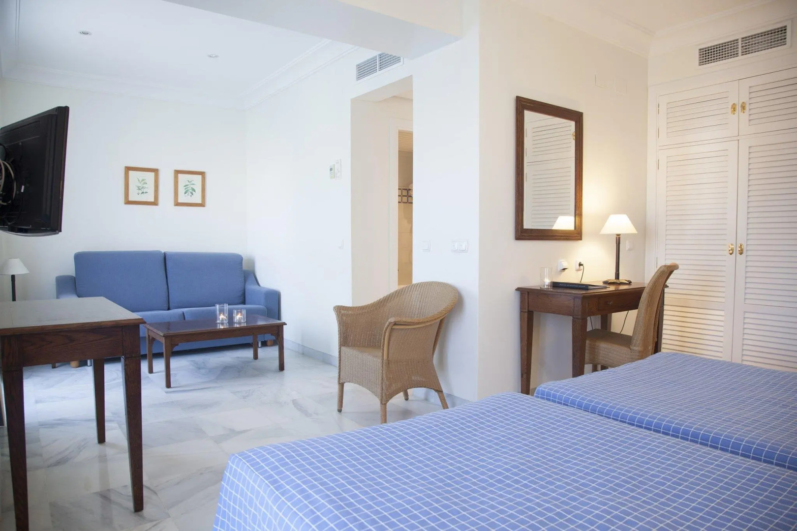 Playa De La Luz Hotel