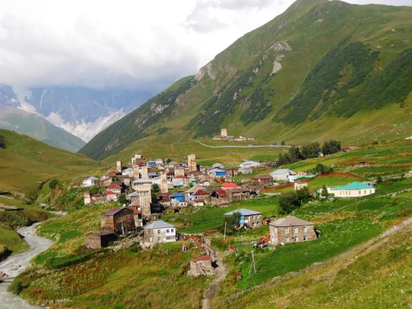 Guest House Vivaushba