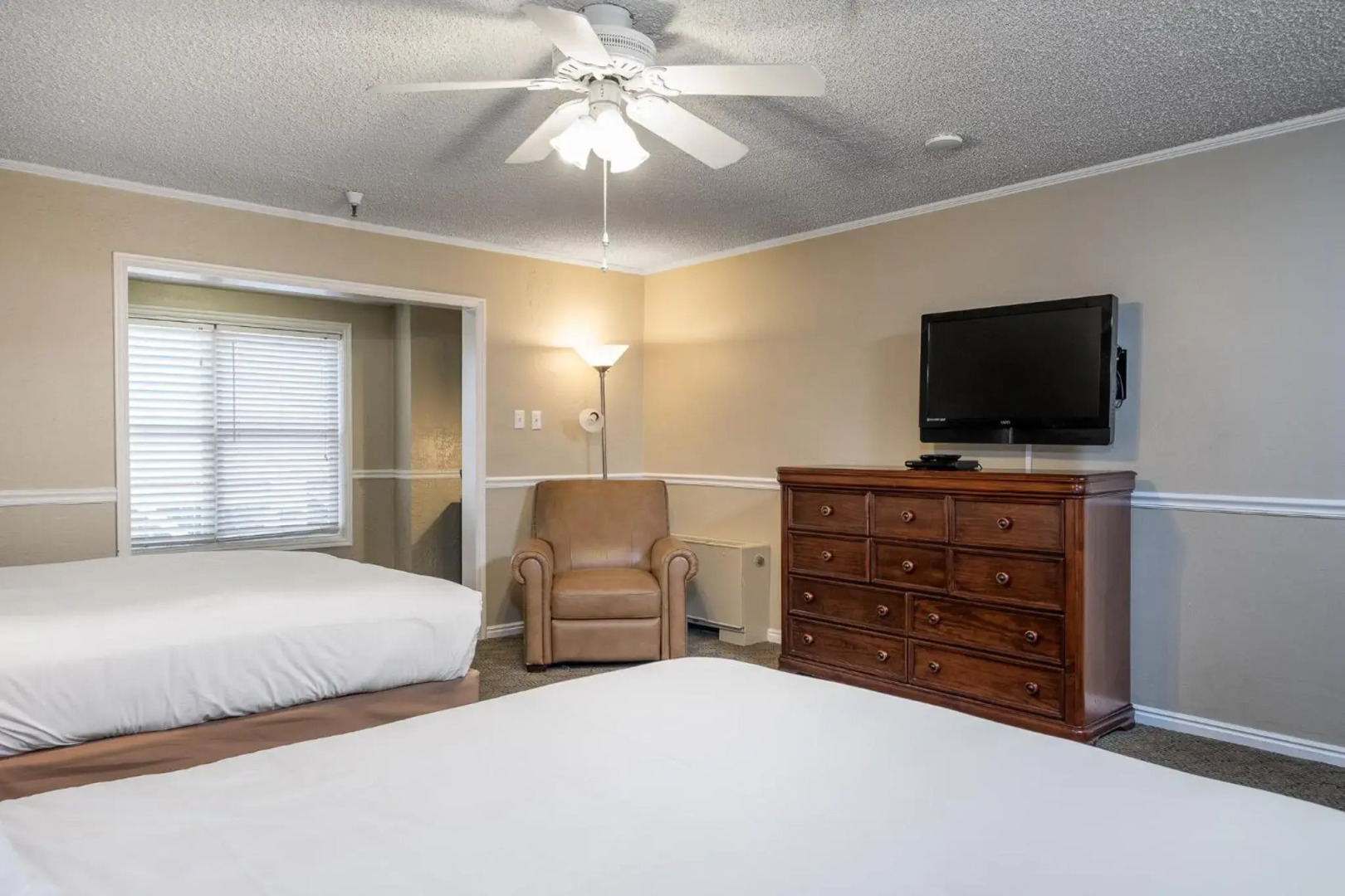 Sweetwater Lift Lodge