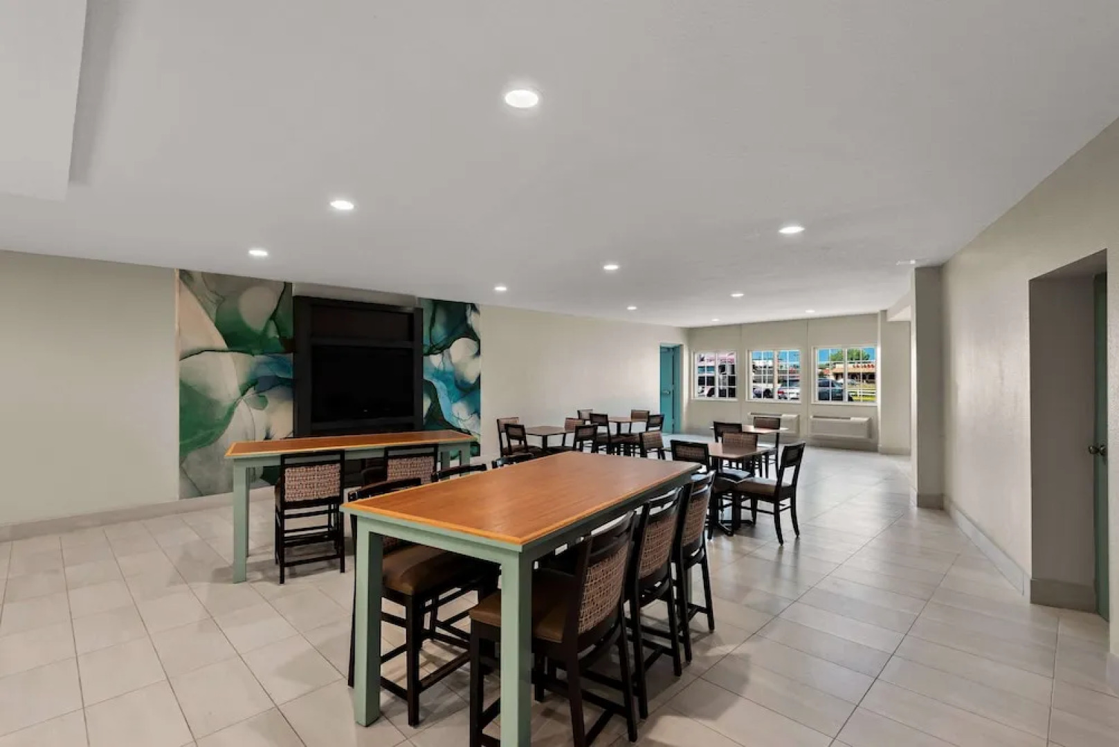 Best Western Metro North