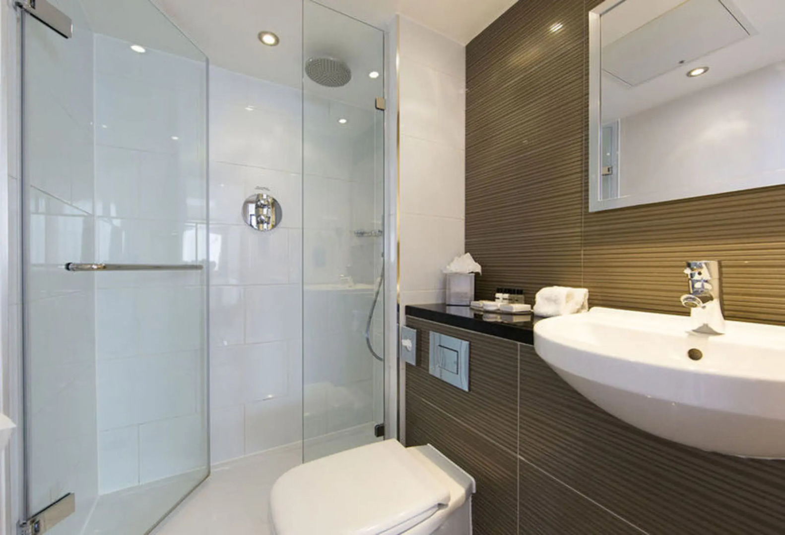 Thistle Trafalgar Square Hotel