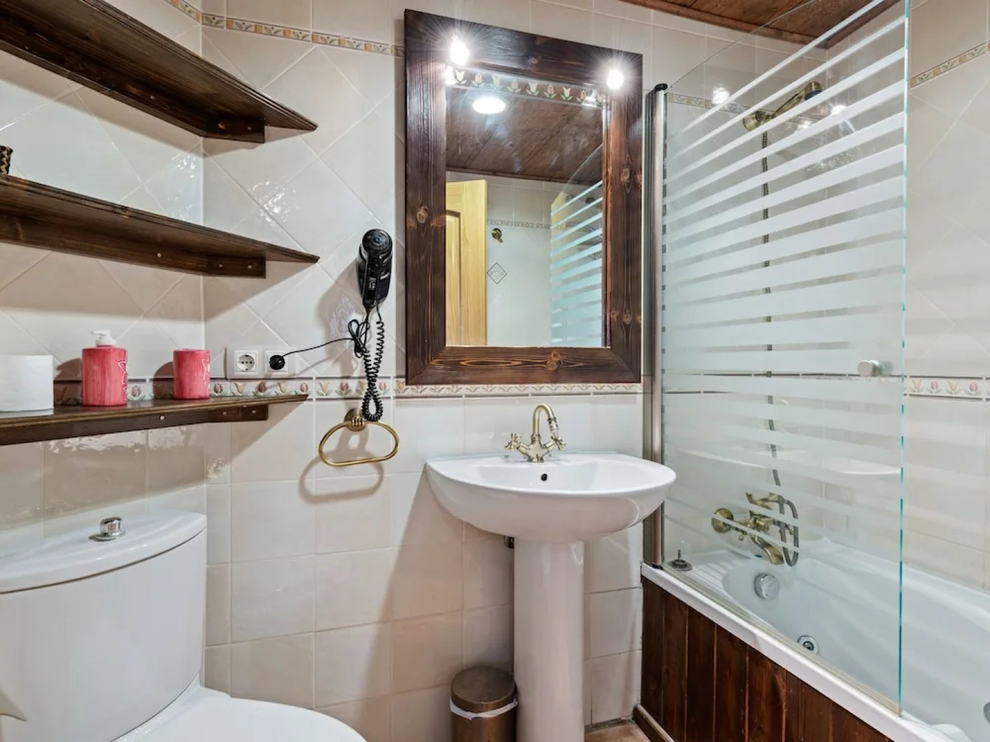 Plush Apartment in Gudar With Heating