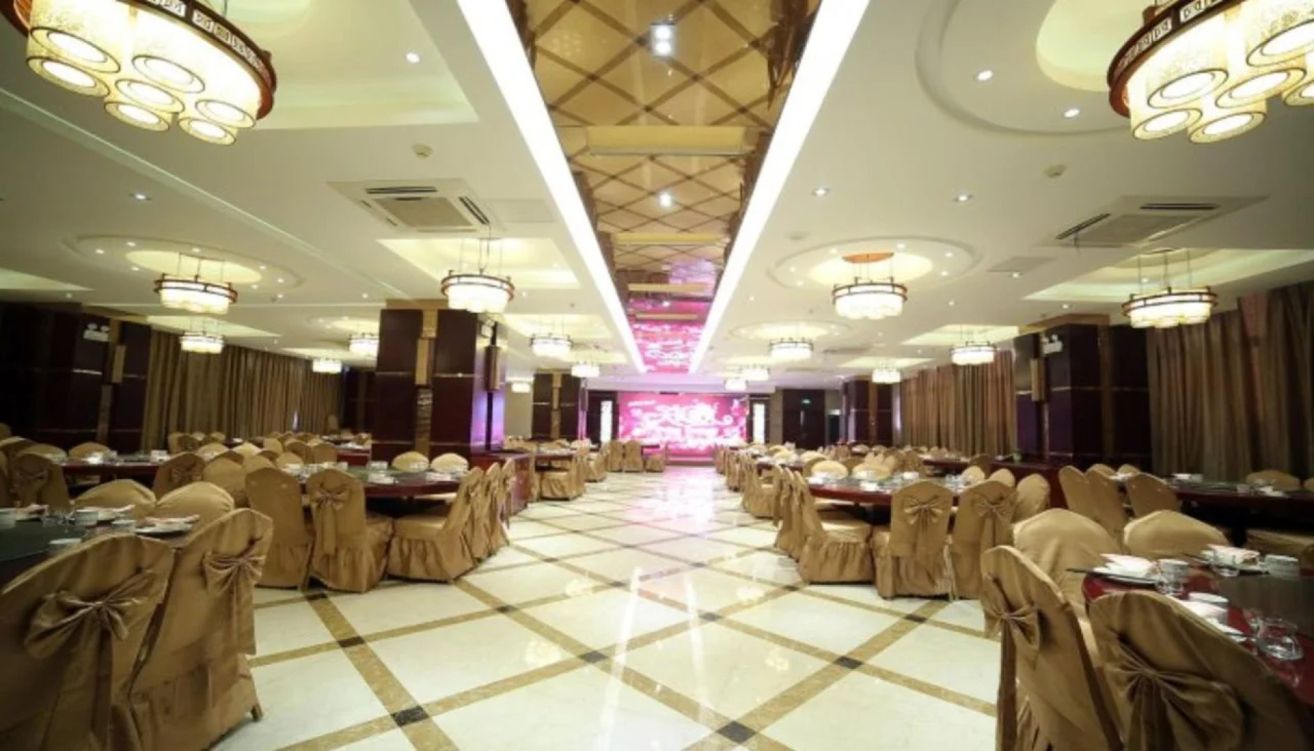 GreenTree Inn Jiangsu HuaiAn Xiangyu Avenue New Eco-City Hexia Ancient Town Business Hotel