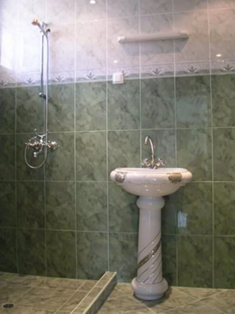 Sunny - Viki Guest House