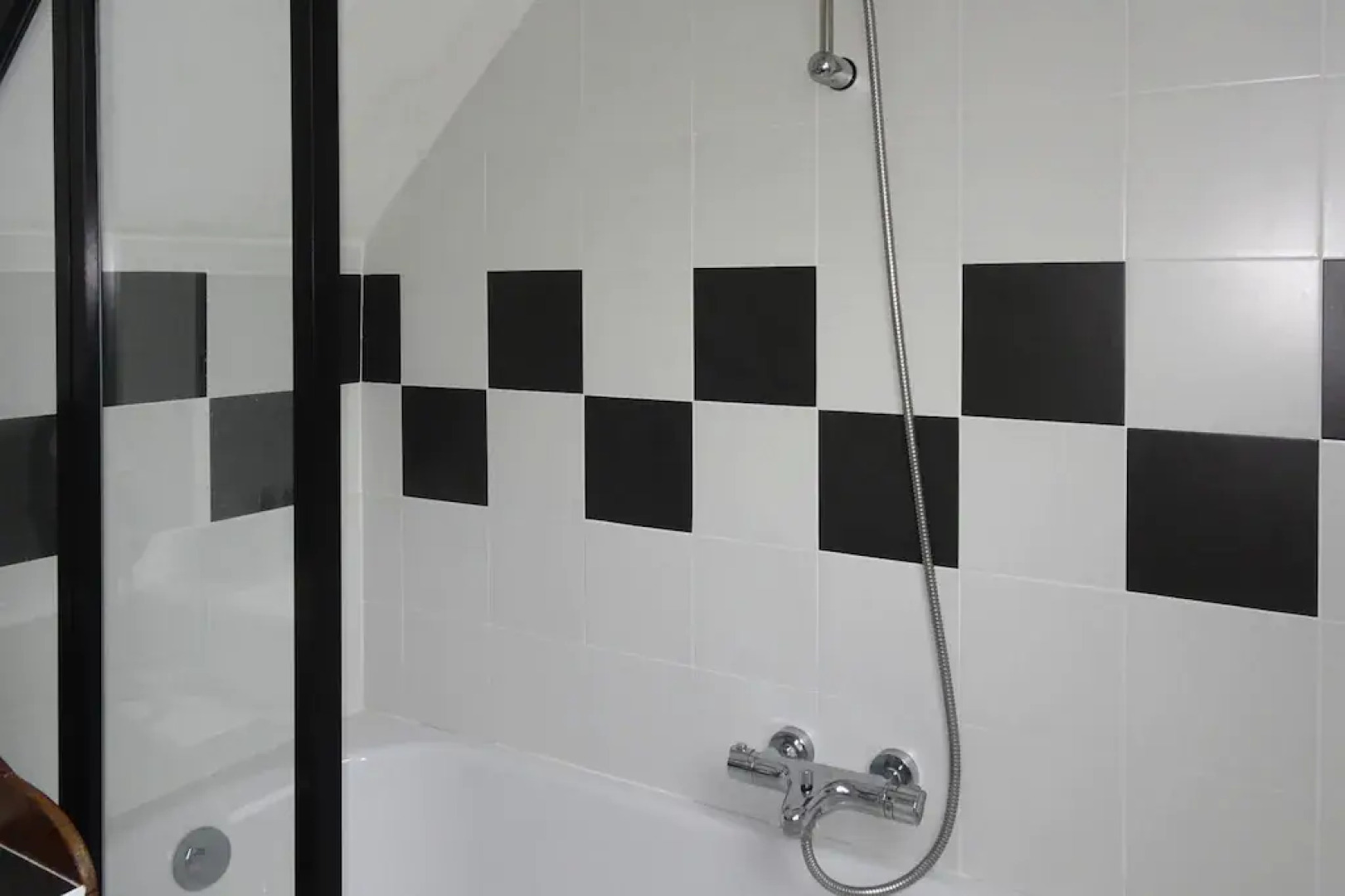 Charming Holiday Home Near the Beach, Locquemeau