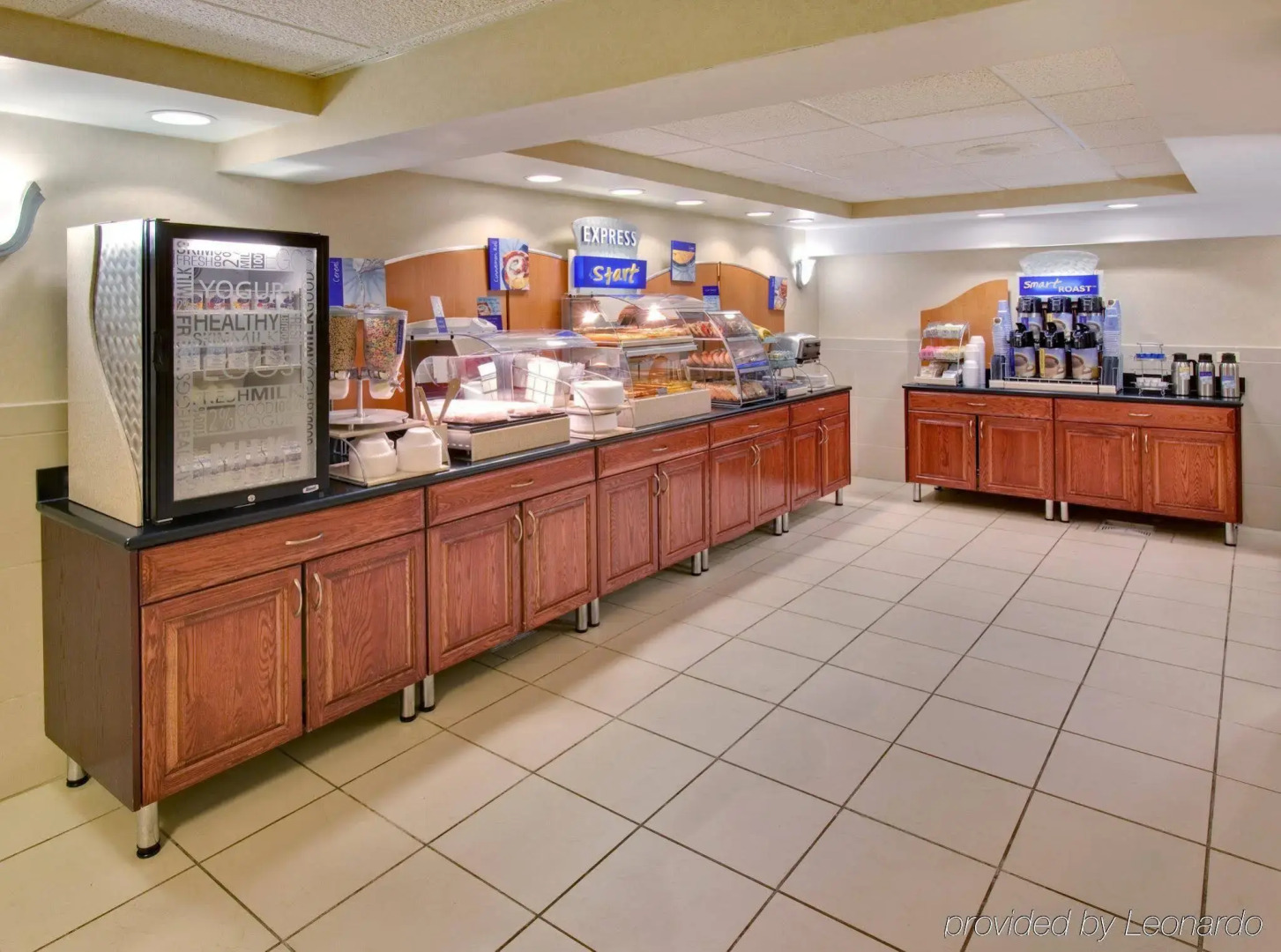 Holiday Inn Express Chicago-Downers Grove by IHG