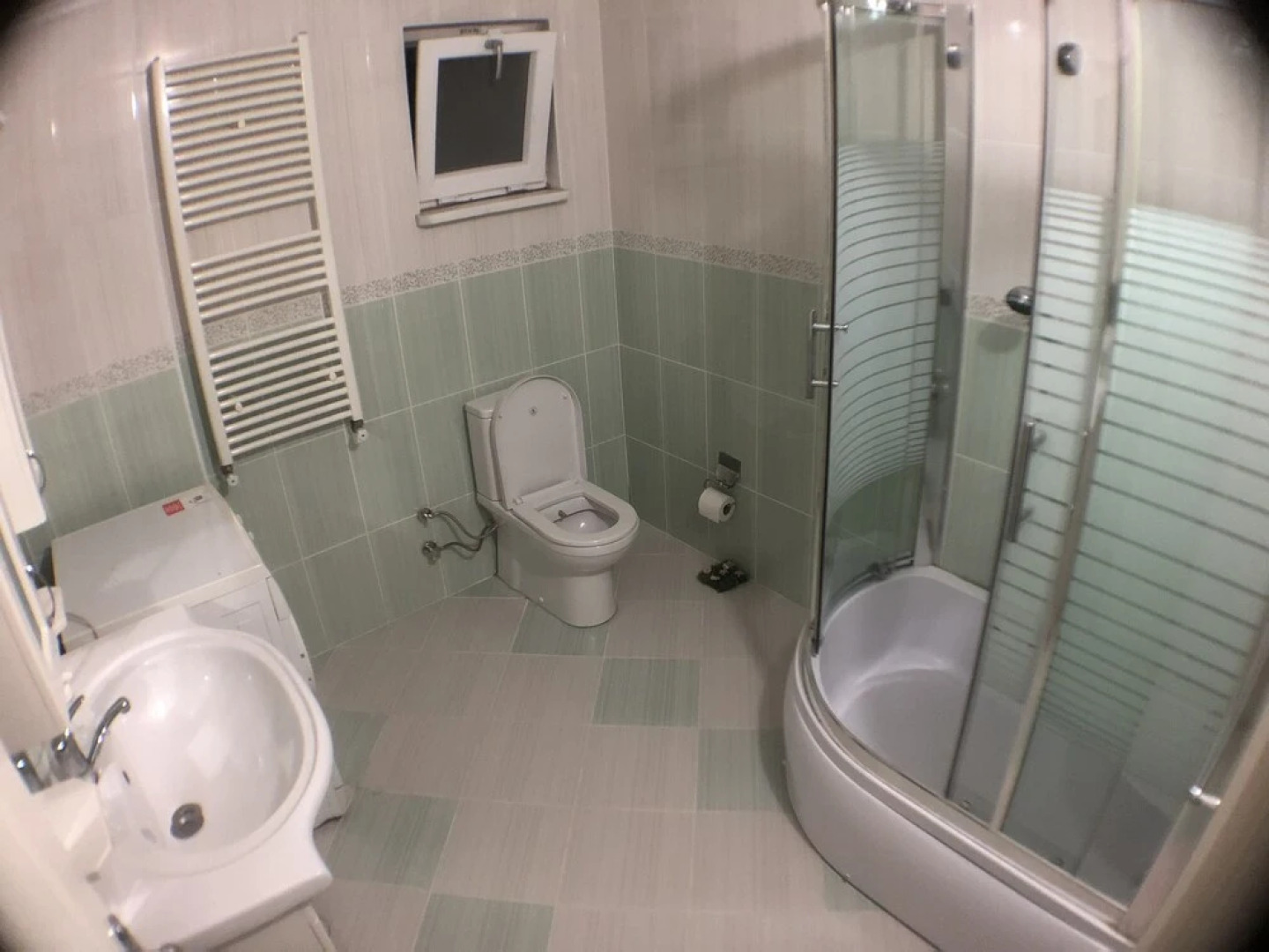 Bursa Larimar Apartments