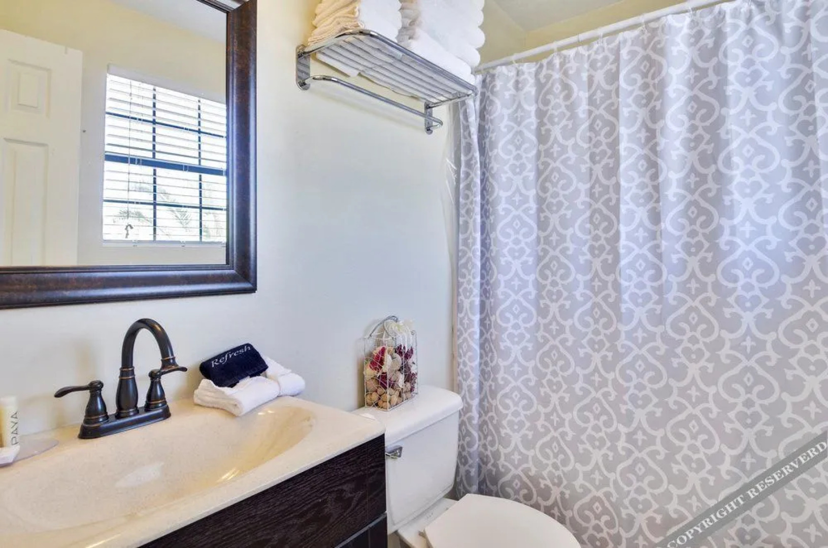 Crabbin Cabin by RedAwning