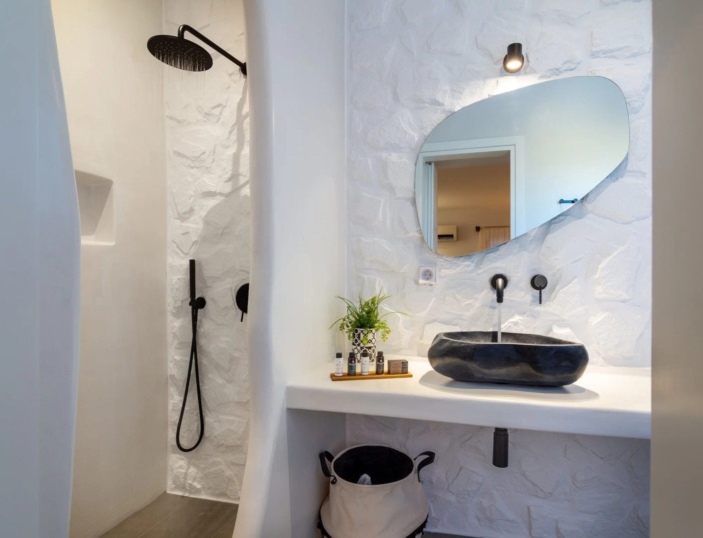 Dolphin Kastraki Studios