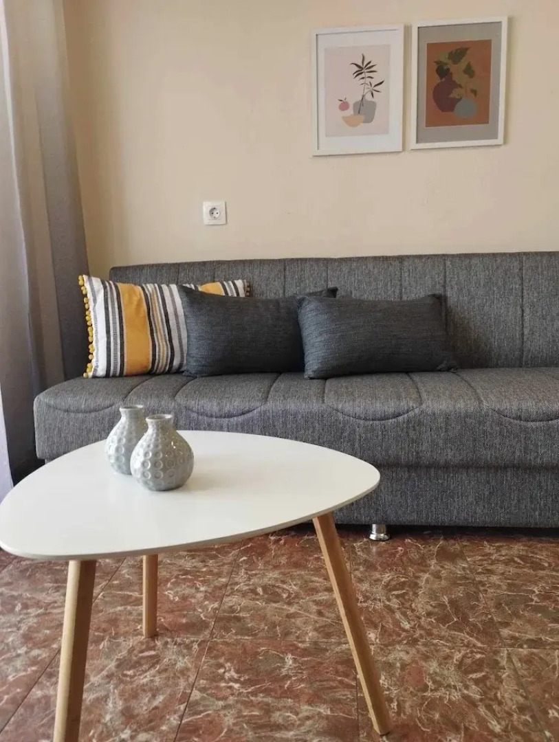 Zeusplace Spacious Apartment Private Parking