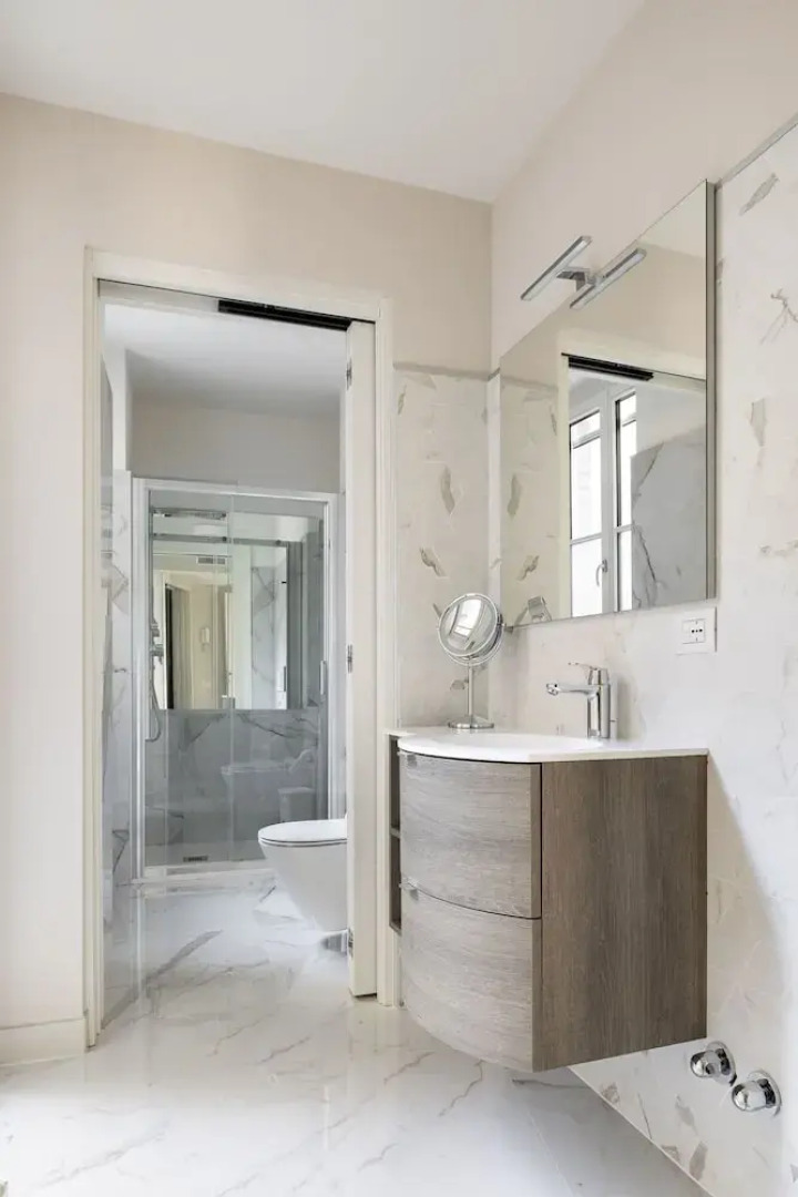 Luxury Lenno Apartment by My Villa Collection