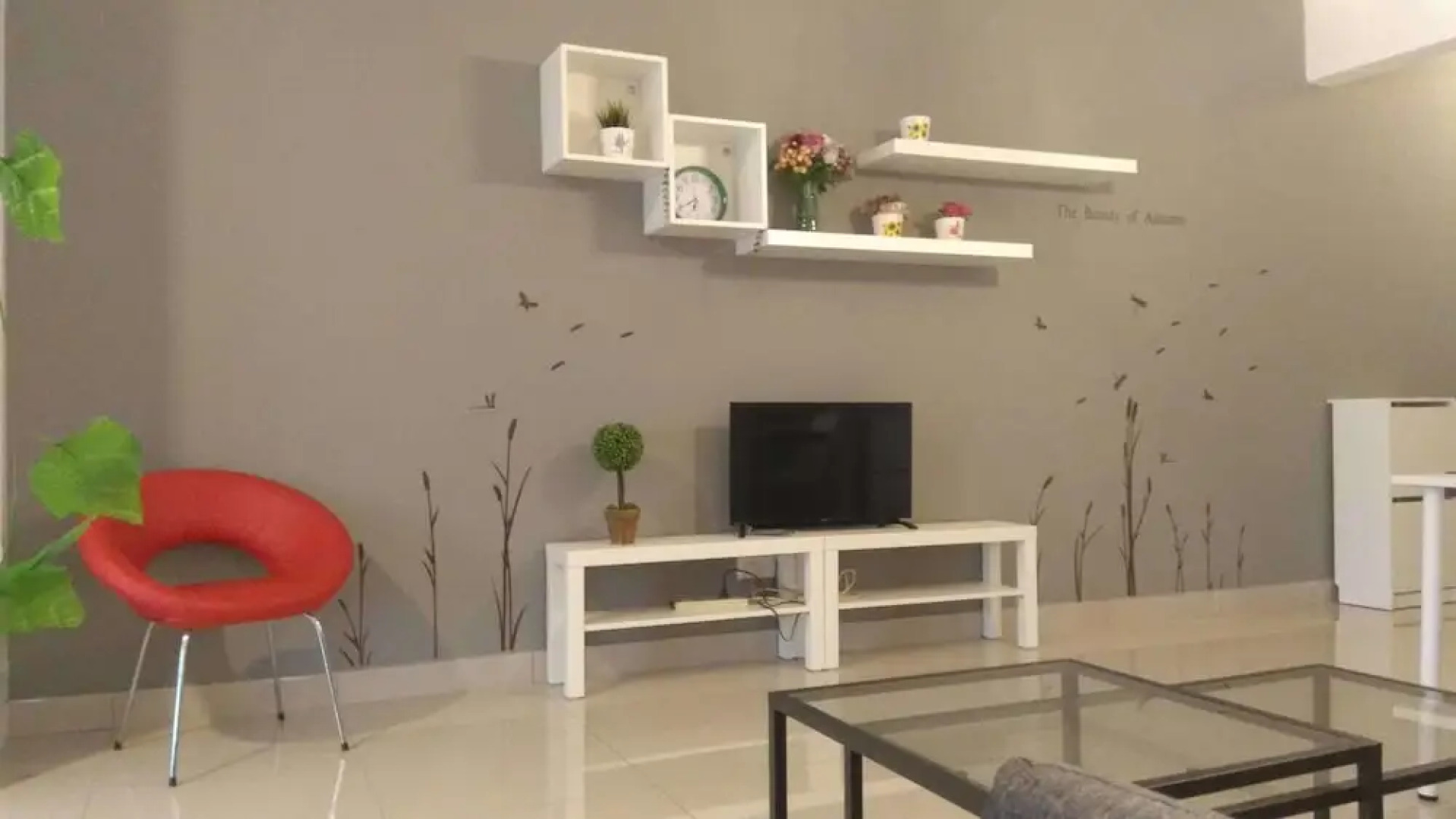 Private Studio Suite Galleria Equine