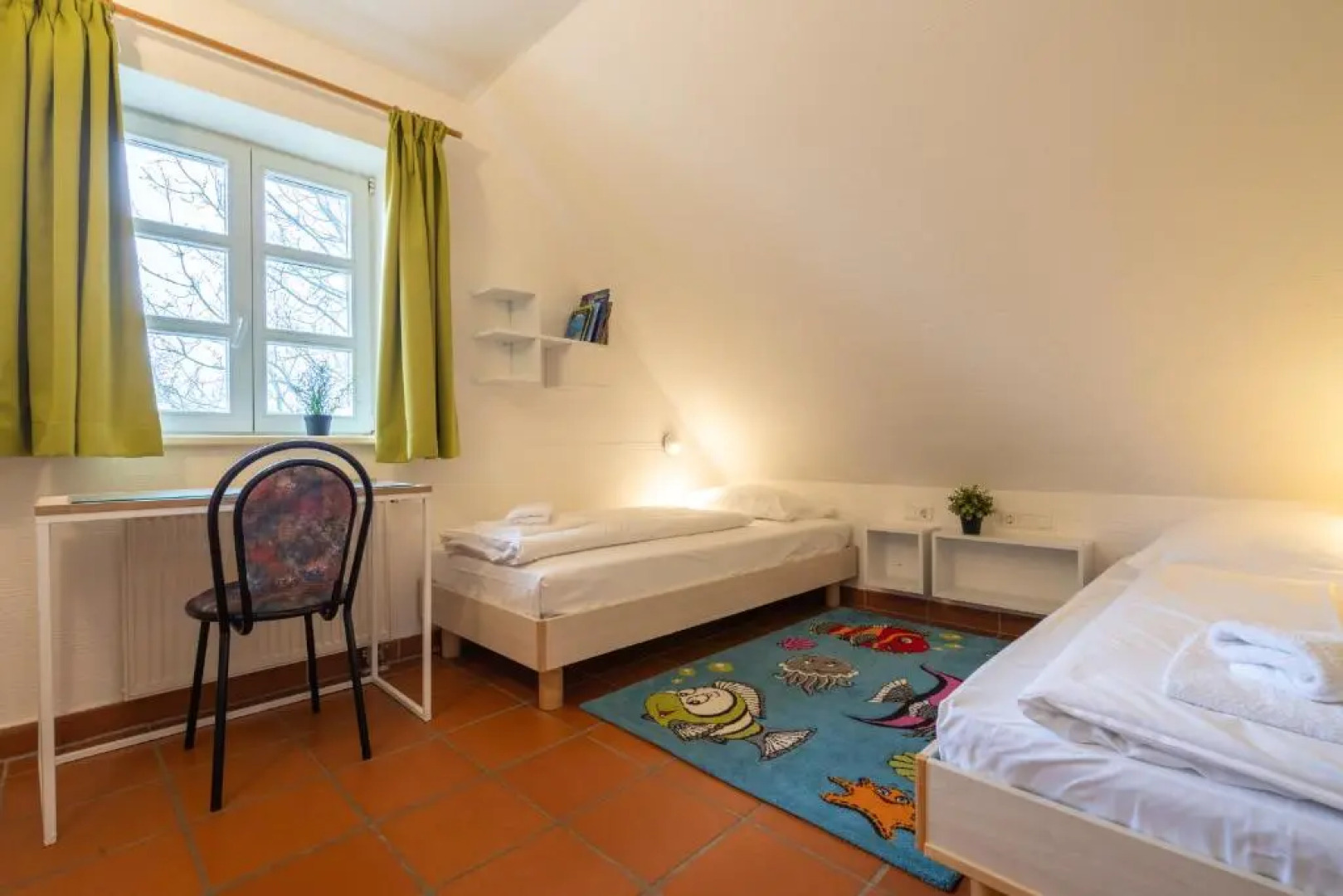 Komfort Appartement mit 2 Schlafzimmern und Terrasse A01