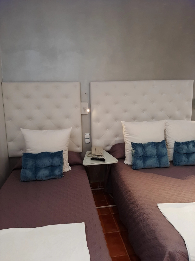 Hostal Las Fuentes - Adults Only