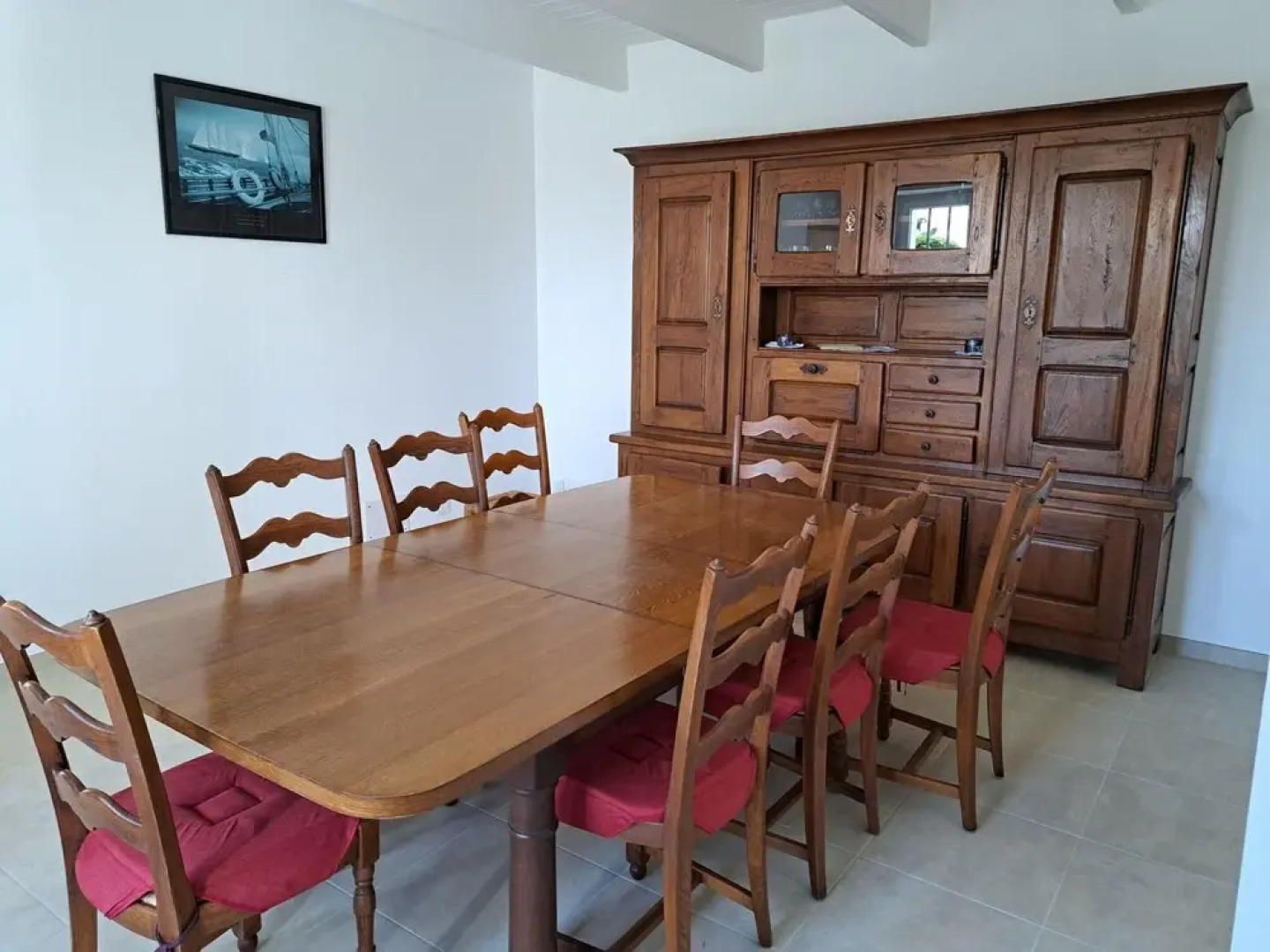 In top Location With Beautiful sea View