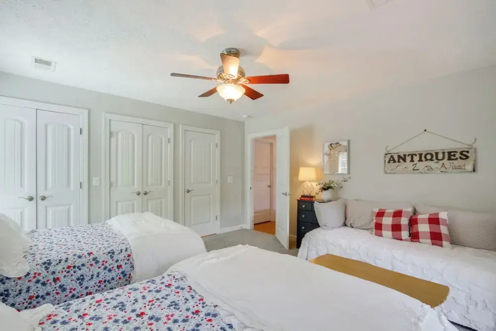 3 Mi to Pickwick Lake: Spacious Family Getaway