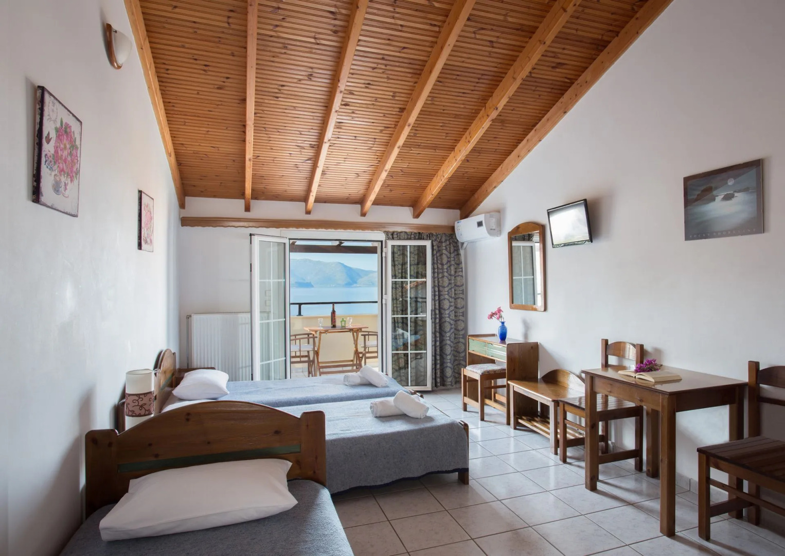 Malvasia Corner Studios