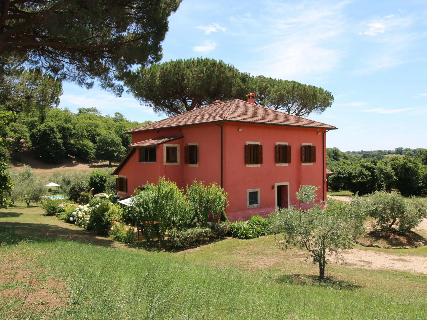 Stylish Apartment in Manziana with Swimming Pool