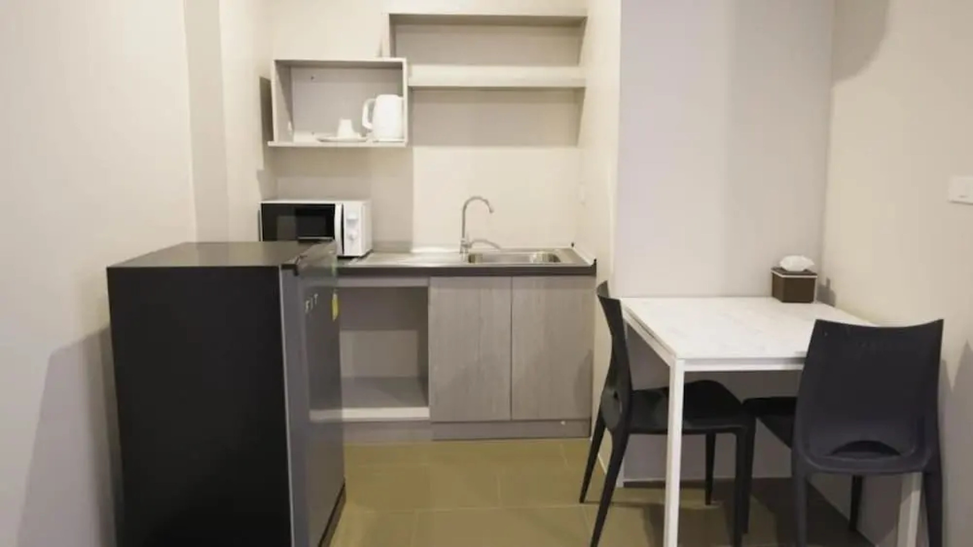 RoomQuest Sukhumvit 107