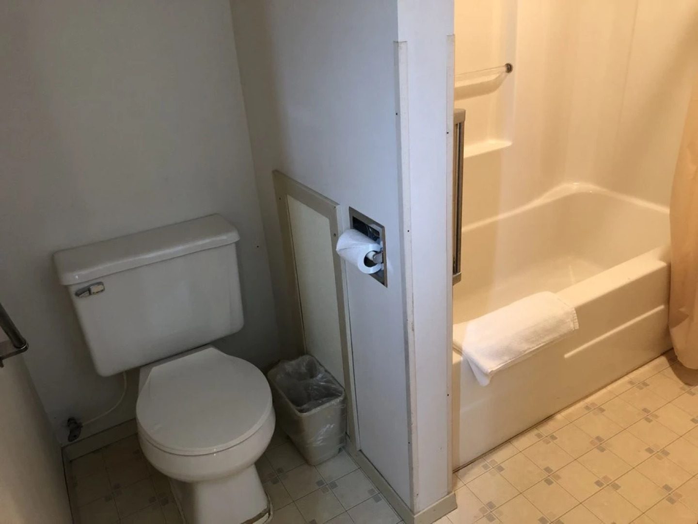 Historic Ortman Hotel - Canistota/Sioux Falls