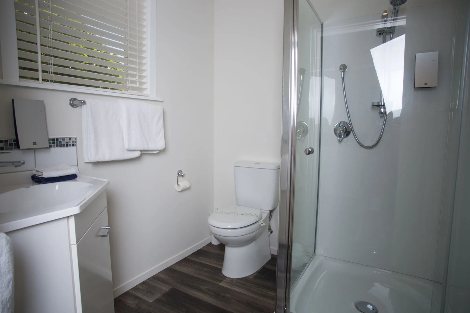 Harbour View Motel and Water Front Apartments