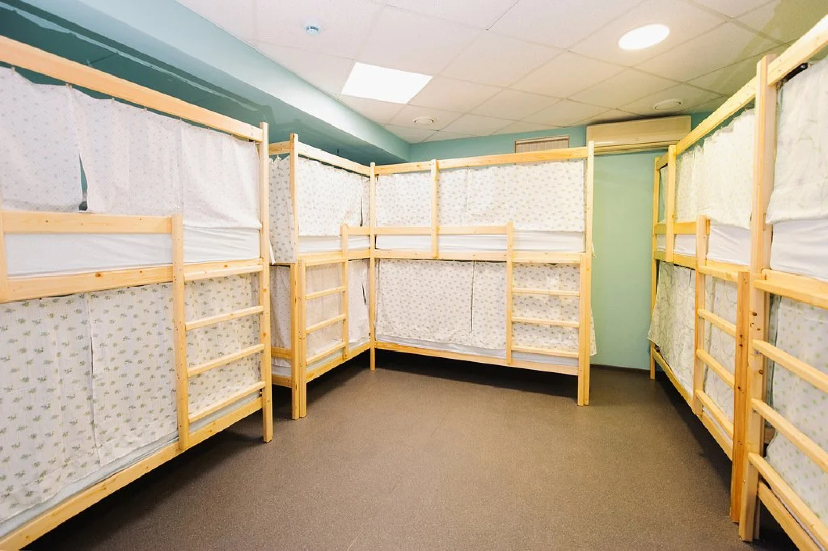 Hostels Rus Voronezh on Komissarzhevskoy