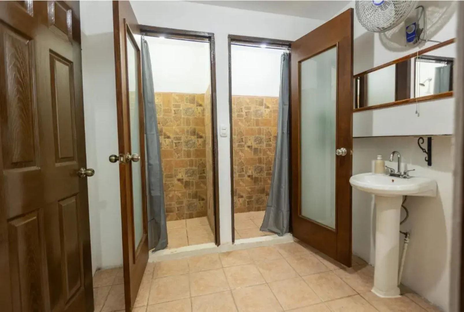 Saltwater Hostel