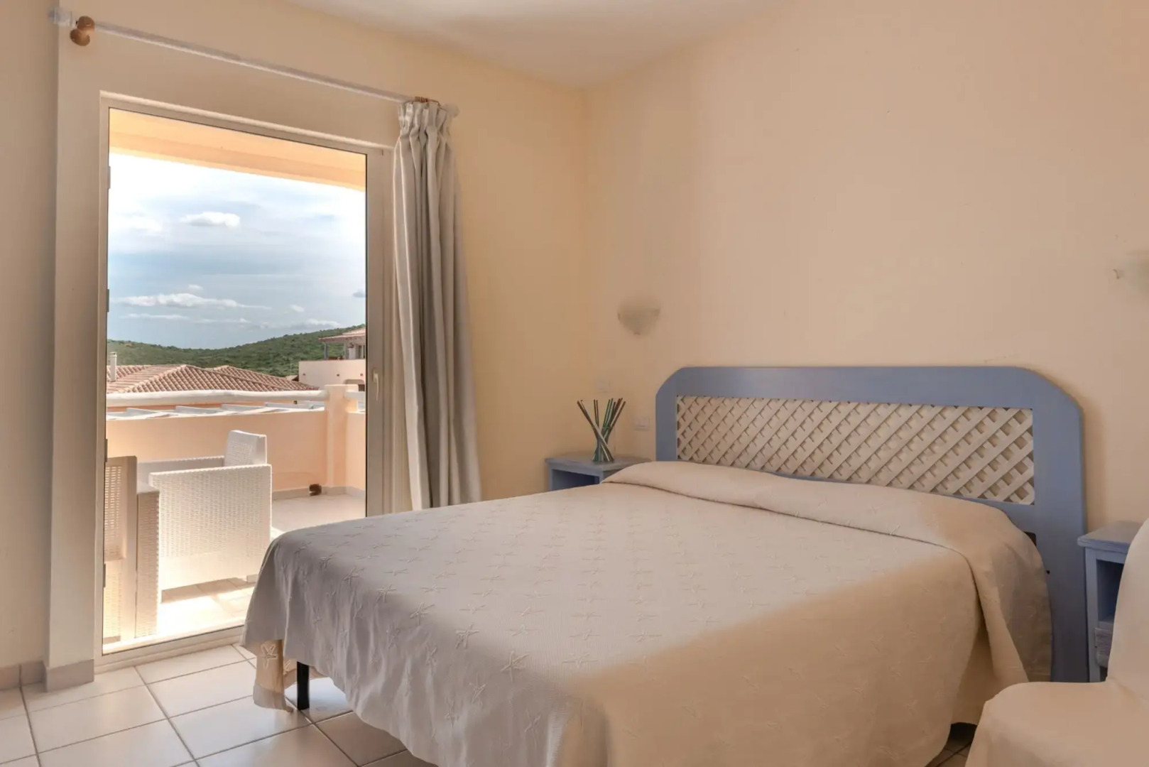 Baia de Bahas Residence