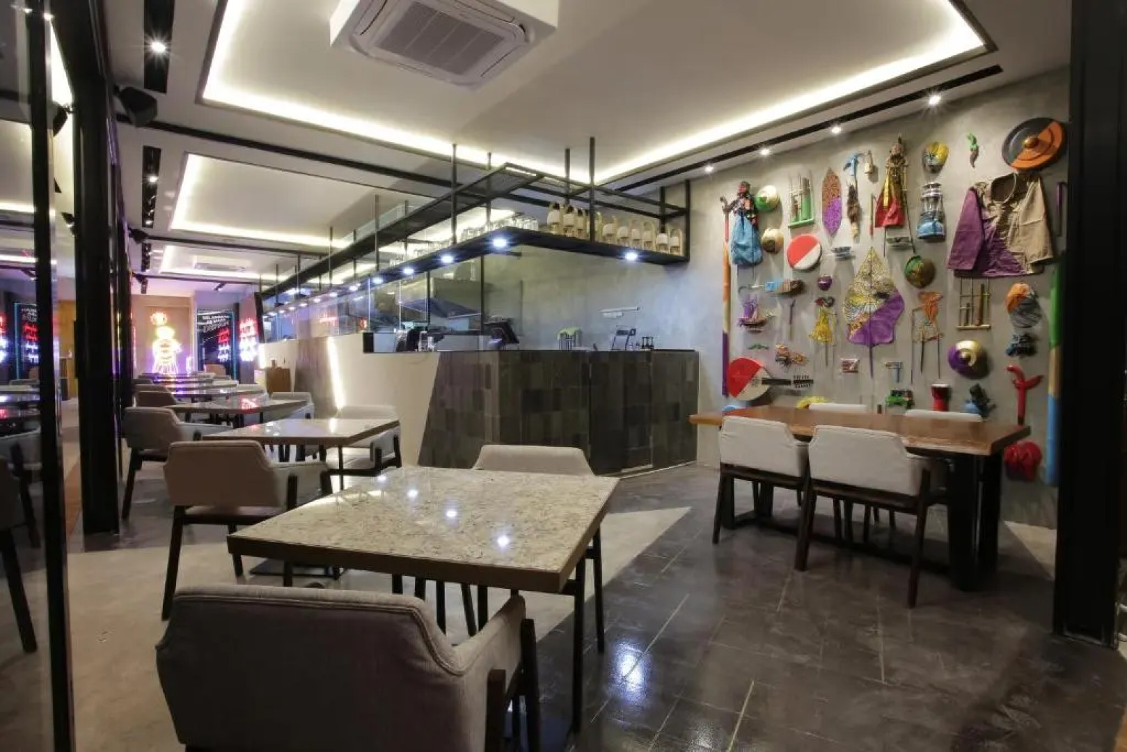 Creative Restart Hotel