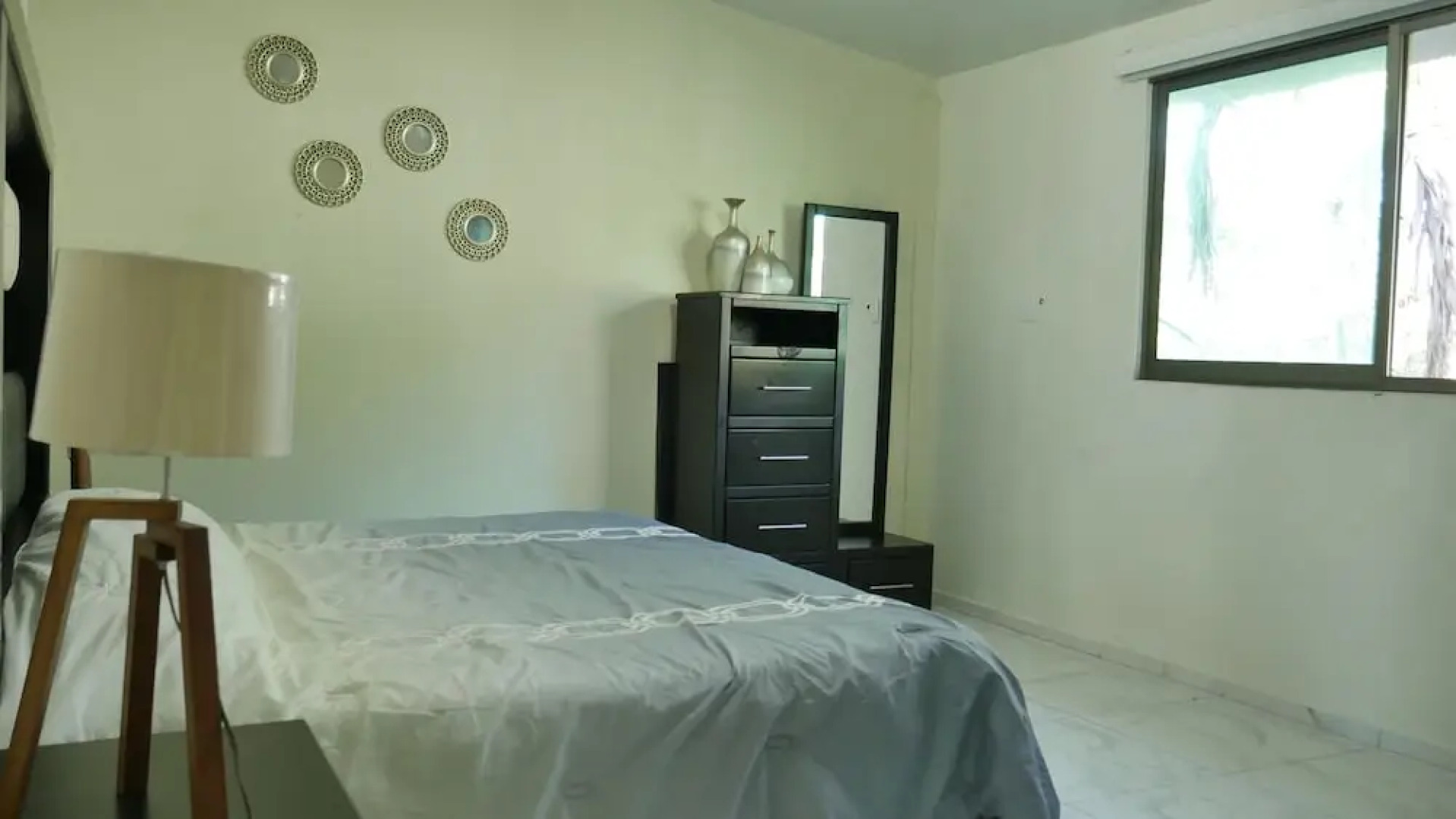 Casa Mister Ken pie de playa Los Cocos