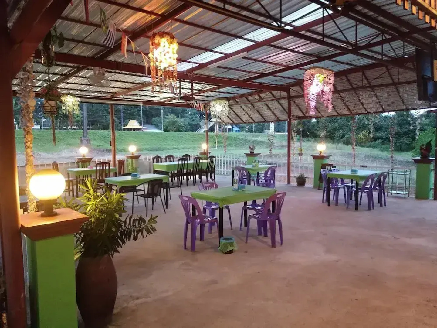 Khao Saming Paradise Resort