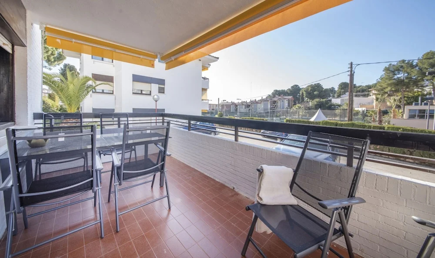 Tennis Apartment TVL 105