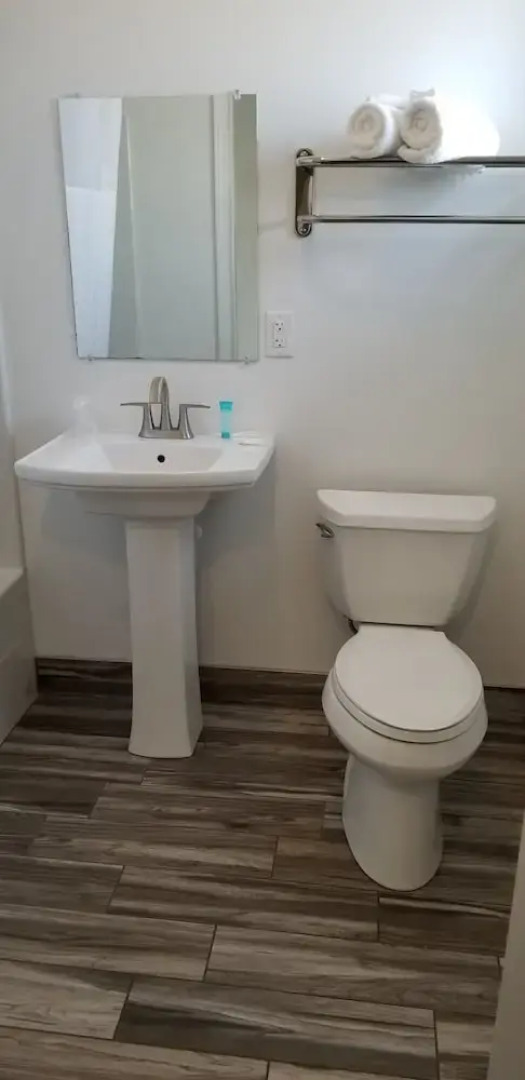 Lake Erie Lodge Erie