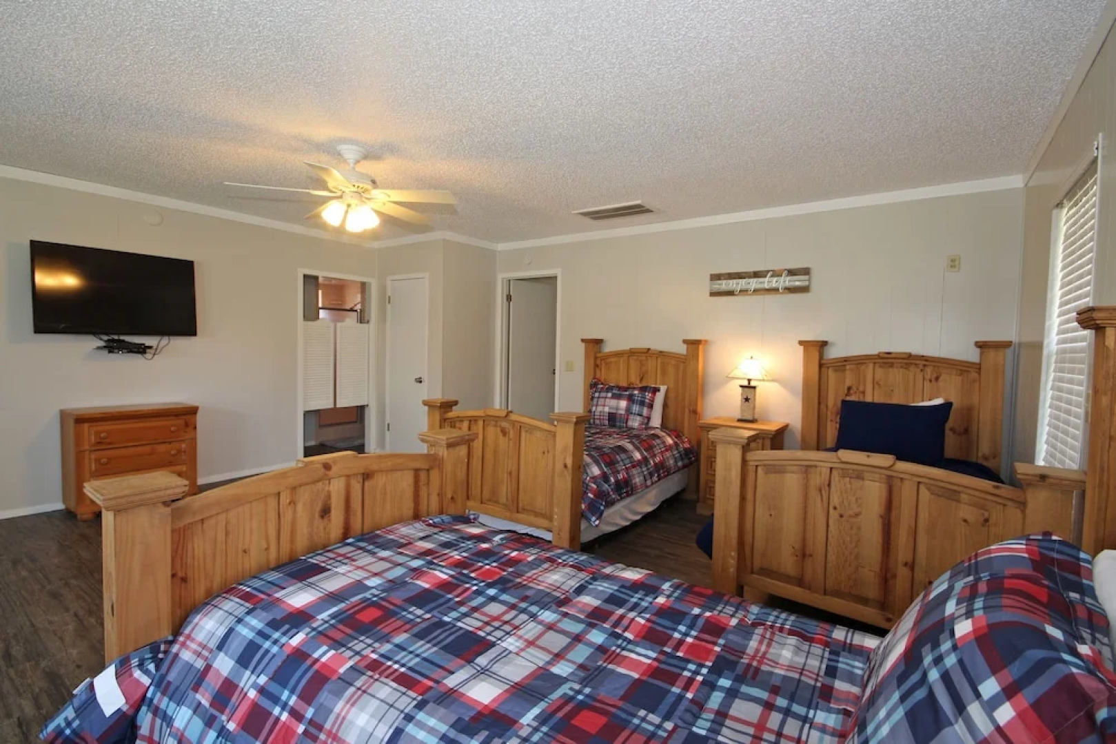 Hondo's River Haus - 4 Br Home