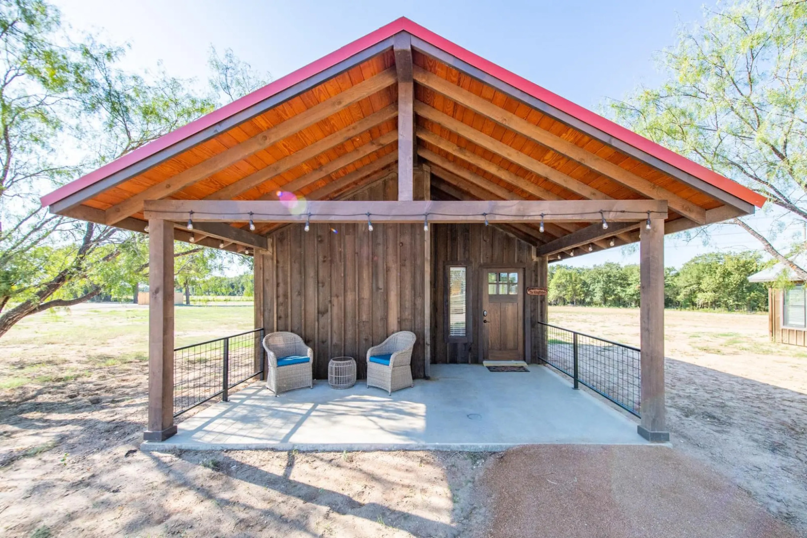 The Kingfisher Cabin 15min to Magnolia Baylor