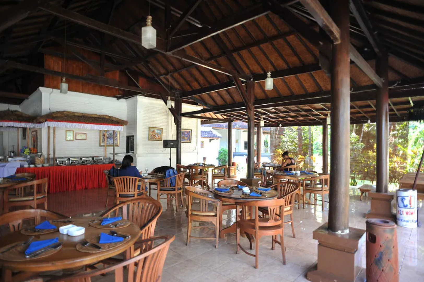 龙目岛艾里潘泰圣吉吉克拉丹甘酒店(Airy Pantai Senggigi Krandangan Lombok)
