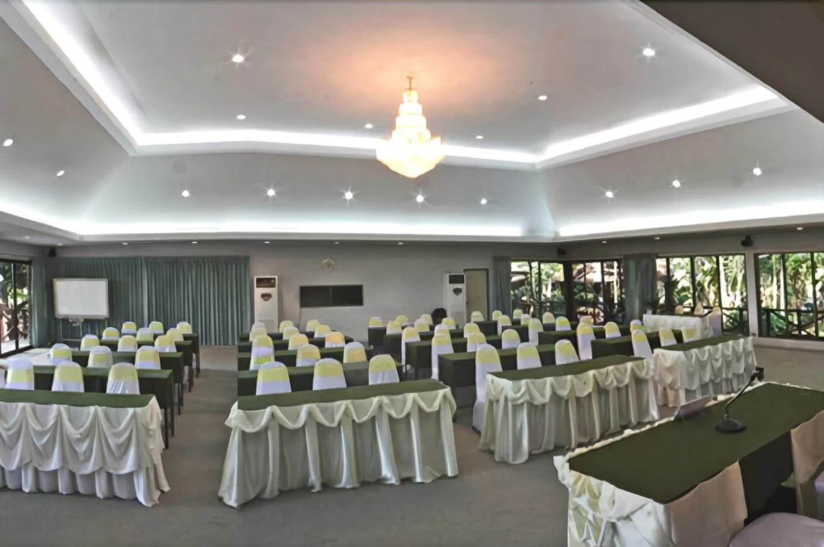 River Kwai Botanic Delight Resort