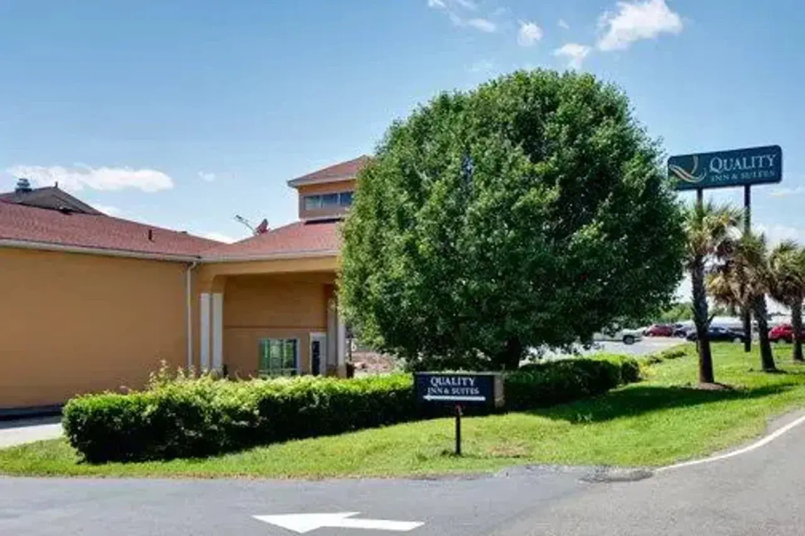 Quality Inn & Suites Monroe