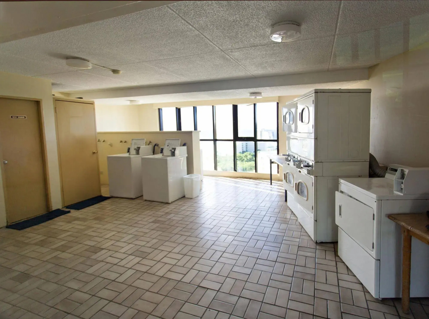 Oceanview Hotel & Residences