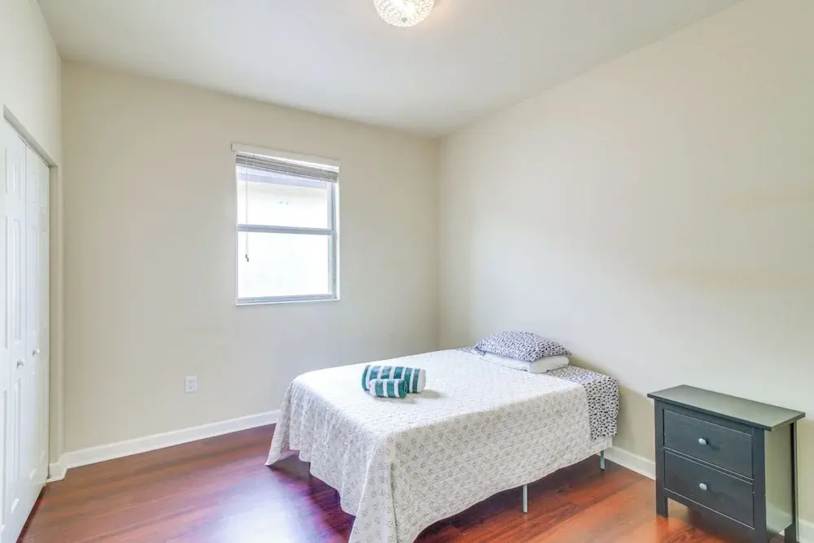 Yard w/ Lake View: Remote Working Hub in Homestead