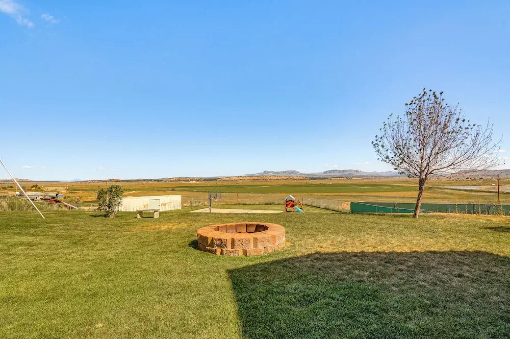 Scenic Large-group Retreat, 1 Mi to Bryce Canyon!